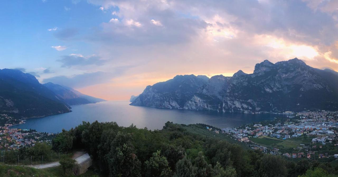Club Nautico - Phoenix Studio Lake View Riva del Garda Eksteriør bilde
