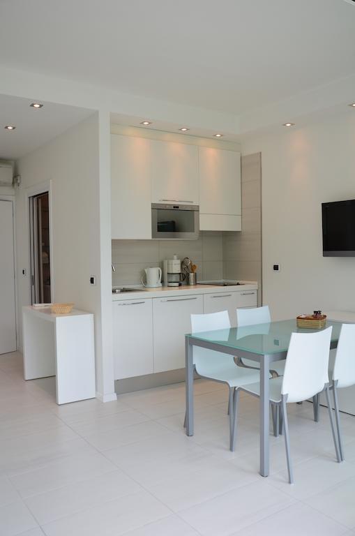 Club Nautico - Phoenix Studio Lake View Riva del Garda Rom bilde