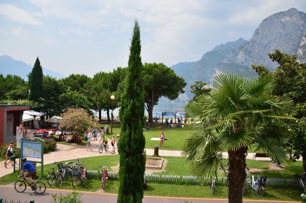Club Nautico - Phoenix Studio Lake View Riva del Garda Eksteriør bilde