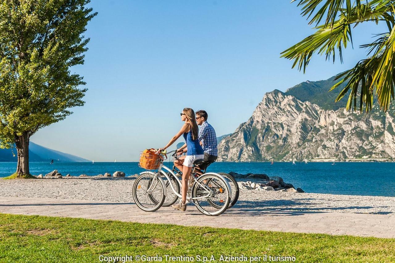 Club Nautico - Phoenix Studio Lake View Riva del Garda Eksteriør bilde